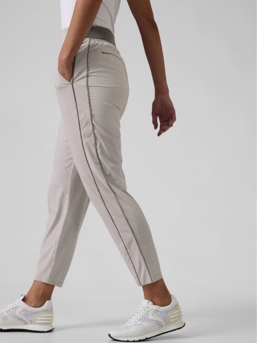 Athleta Brooklyn Ankle Pants in Gray Stripe Women’s 6